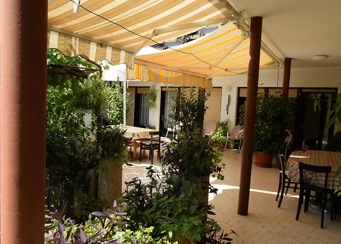 ベッド・アンド・ブレックファスト Mautner 3*