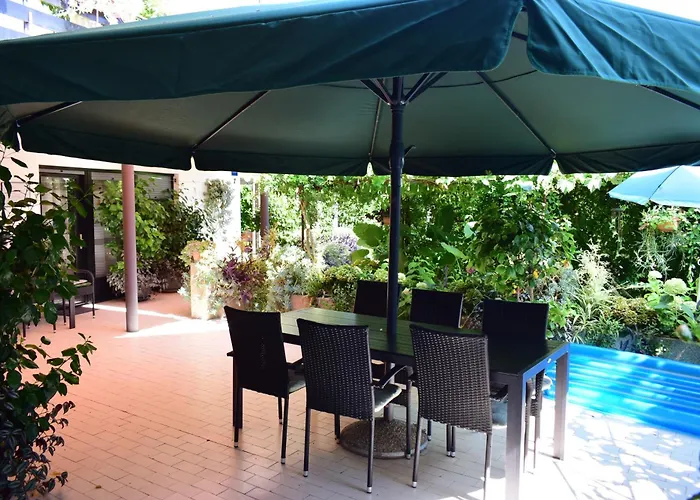 Mautner Bed & Breakfast 3*