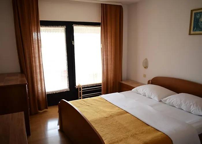 Mautner Bed & Breakfast